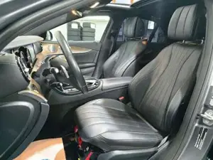 Mercedes-Benz E-Klasse Bild 10