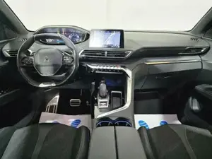 Peugeot 3008 Bild 8