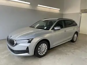 Skoda Octavia Combi Essence DSG AHK+Sitzheizung+App Connect 1.5 TSI...