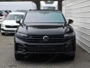 VW Touareg R-Line 3.0 V6 TDI 4MOTION *Pano*AHK*HeadUp 210 ...