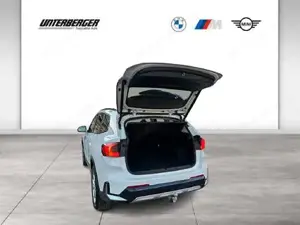 BMW X1 sDrive18d xLine // Anhängerkupplung // Komfortzg. // elektr. Sitzverstellung Bild 12