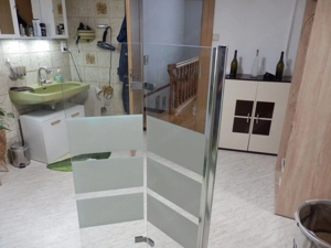 Duschtrennwand für Badewanne Bild 3