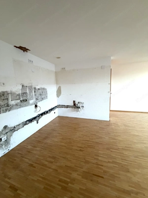 Grenzgänger aufgepasst! 2-Zimmer Gartenwohnung mit viel Potenzial in Feldkirch-Tisis zu verkaufen. Bild 2