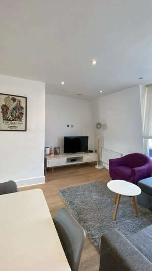 Geräumige 2 Zimmer zu vermieten Bild 7