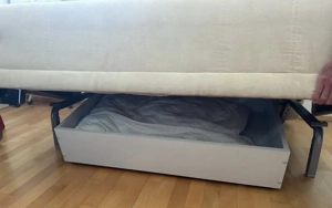 Ausziehbare Couch mit Stauraum Bild 3
