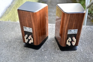 Lautsprecher Elac Vela BS 403 in Nußbaum Bild 2