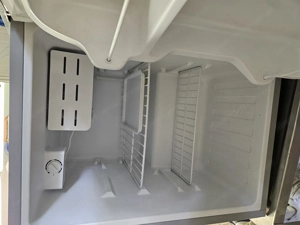 Kleiner Kühlschrank - für WG-Zimmer, Büro oder Gartenhaus etc Bild 2