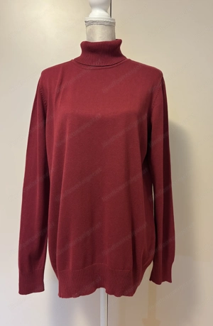 Damen Rollkragen Pullover bordeauxrot von Laura T.