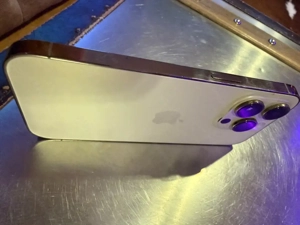 Iphone 14 pro Gold 256 gb Bild 2