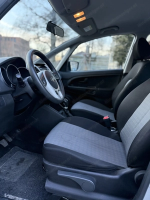 Kia Venga Venga 1,4 MPI Titan *Erstbesitz*Klima*Bluetooth* Bild 8