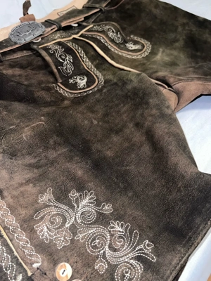 Lederhose Trachtenmode Bild 3