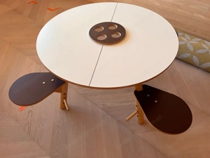 Spieltisch 4 Kinder Bild 3