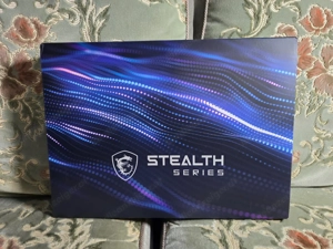 MSI Stealth A16 Ryzen AI 9 HX 370 RTX 5080 32GB Bild 2