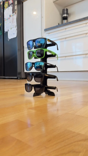 Brillen Ständer Bild 3