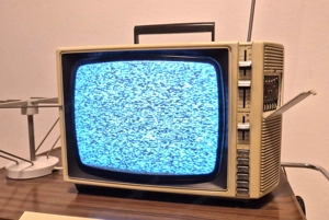 Vintage Philips Fernseher (70er 80er)   Top Deko für Fotos & Bastler
