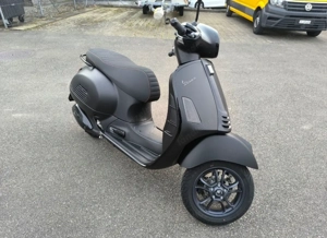 Vespa GTS 300 Super Sport Bild 4