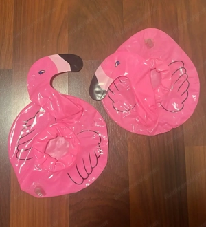 Aufblasbare Flamingos