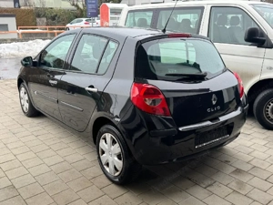 Renault Clio Bild 3