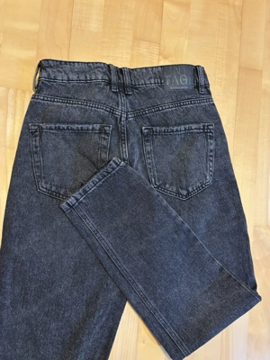 Dunkle Damen Jeans von Stradivarius Bild 3