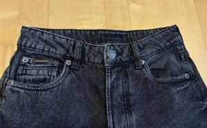 Dunkle Damen Jeans von Stradivarius Bild 2