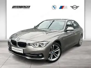 BMW 320i Sport Line // Aut // Head-Up// Led