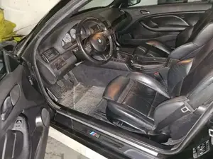 In den Sommer mit einem Cabriolet starten  Zum Verkauf steht ein echter Klassiker BMW E46 318Ci