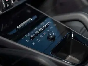 Porsche Cayenne Bild 14