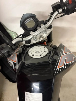 Ktm Duke 390 Bild 3