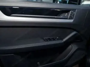 Porsche Cayenne Bild 18