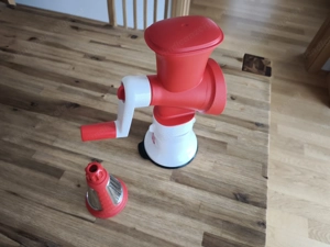 Tupperware  Allesschneider Profi-Chef Mahlwerk Gemüsereibe Käse Bild 2
