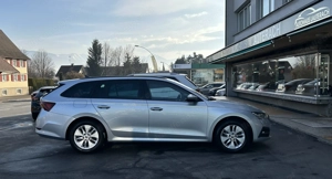 Skoda Octavia Combi 2.0 TDI Ambition *AHK *VIRT. *APP *NAV*4xSHZ Bild 5