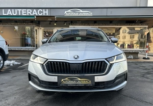 Skoda Octavia Combi 2.0 TDI Ambition *AHK *VIRT. *APP *NAV*4xSHZ Bild 2