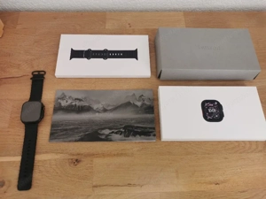 Apple Watch Ultra 3, 49mm, Black Ocean Band Bild 10