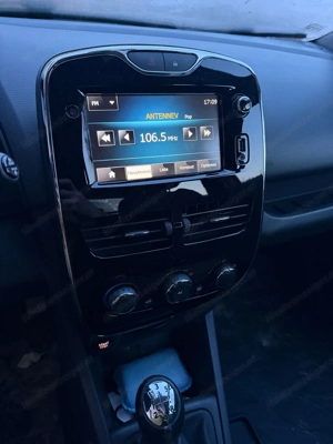 Renault Clio 1.2 16V Bild 3