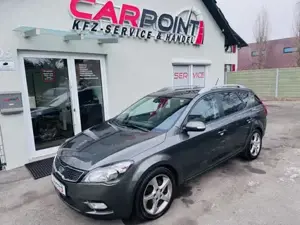 KIA Ceed SW* 1,6 CRDi* Wenig Km* Navi* Kamera* AHK* 8-Fach Bereift