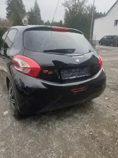 Peugeot 208 Bild 8