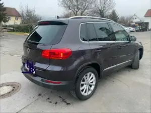 Volkswagen Tiguan LOUNGE Sport mit AHK 1,4 l TSI (125 PS) 6-Gang Bild 8