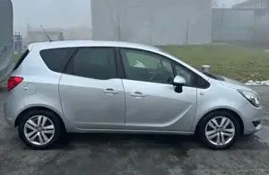 Opel Meriva Bild 2