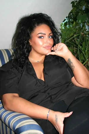 Alexa attraktive wienerin verwöhnbesuche vom feinsten überall 