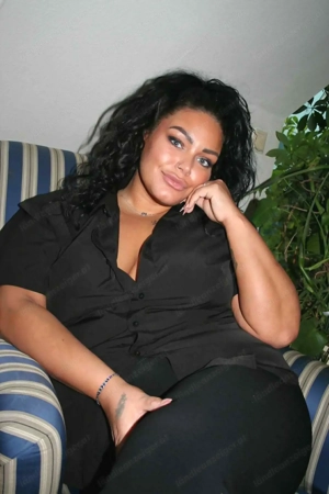 Alexa attraktive wienerin verwöhnbesuche vom feinsten überall  Bild 3