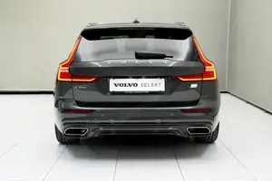 Volvo V60 Recharge R-Design, T6 Plug-in Hybrid W-Paket Bild 10