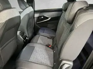 Peugeot 5008 Bild 7