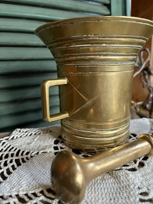 antiker Apothekenmörser Bild 2