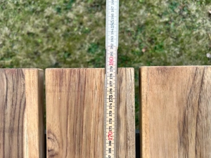 Verkaufe Gartentisch   Terrassen Tisch, Holz, Hochwertig Bild 3