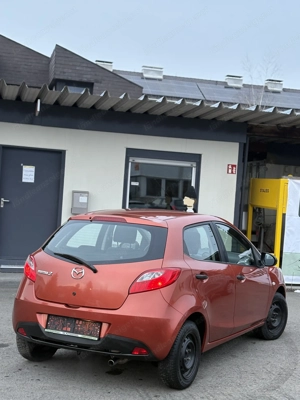 Mazda 2  TÜV.8.2026 Bild 5