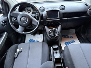 Mazda 2  TÜV.8.2026 Bild 6