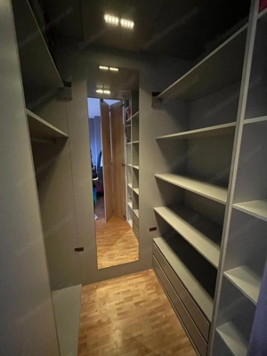 Begehbarer Kleiderschrank Bild 3