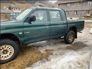Mitsubishi Pickup zu verkaufen Bild 2