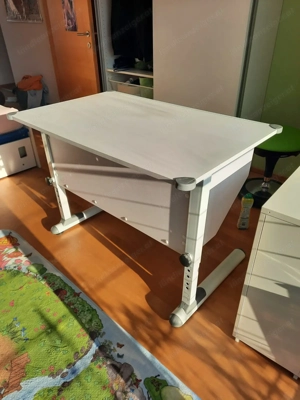 Kinderschreibtisch  Bild 3
