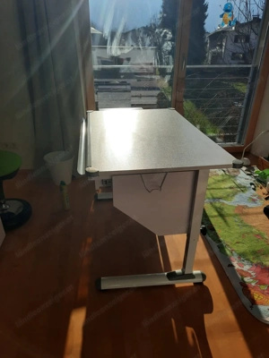 Kinderschreibtisch  Bild 2